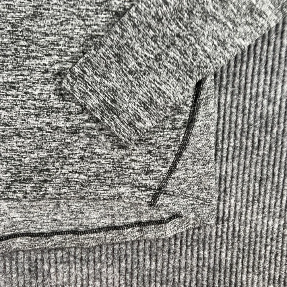 Nike pullover shirt